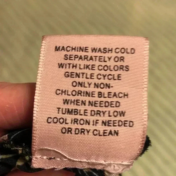 PHILOSOPHY sleeveless blouse with v-neck. - Picture 5 of 6